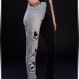 Disney Mickey Mouse Classic Split Mom Jeans Hot Topic‎
